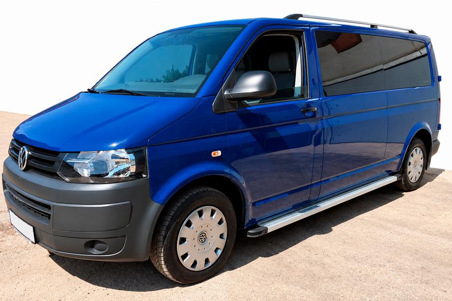 Volkswagen T5 2010–2015 Bočné nášľapy Maya V2 (2 ks, hliník) Dlhý rázvor Image