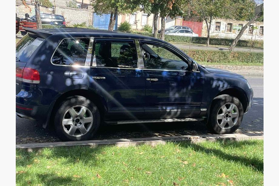 Volkswagen Touareg 2002–2010 Chrómové kryty kľučiek (4 ks, nerez) S čipom, OmsaLine – talianska nehrdzavejúca oceľ Fotografia 4
