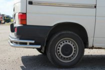 Volkswagen T4 Caravelle/Multivan 1990–2003 Zadné dvojité rohové chrániče AK003-Double (2 ks, nerez) fotografia 3