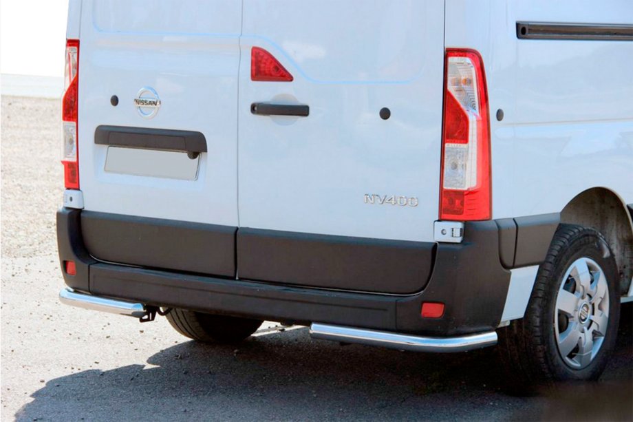 Nissan NV400 2010–2024 Zadné rohové diely AK003 (2 ks, nerez) Image