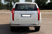 Mitsubishi Pajero Sport 2015– Zadný ochranný rám AK005 (nerez) fotografia 2