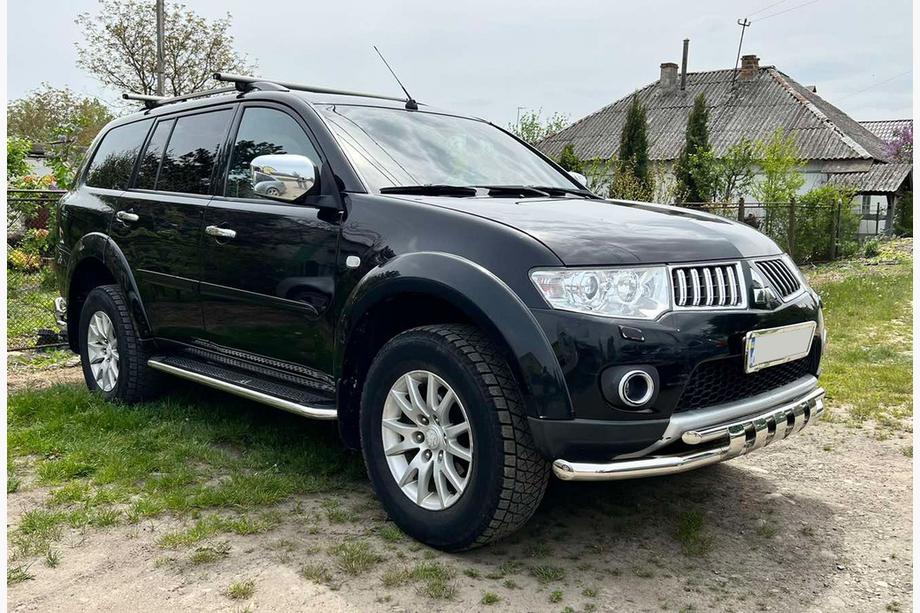 Mitsubishi Pajero Sport 2008–2015 Predný ochranný rám ST015 (nerez) Image