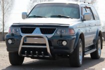 Mitsubishi Pajero Sport 1996–2007 Predný ochranný rám QT006 (nerez) fotografia 3