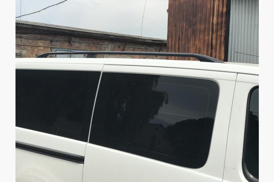Fiat Scudo 2007–2015 Strešné lyžiny, čierne Krátky rázvor, plastové pätky Fotografia 4
