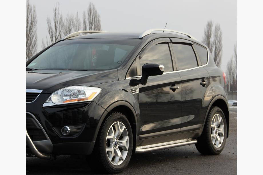 Ford Kuga 2008–2013 Bočné nášľapy Premium (2 ks, nerez) Image