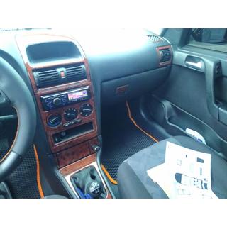 Kryty palubnej dosky Opel Astra G Classic 1998–2012 fotografia 3