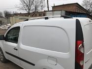 Renault Kangoo 2008–2020 Chrómované strešné lyžiny Štandardná základňa, plastové pätky fotografia 11