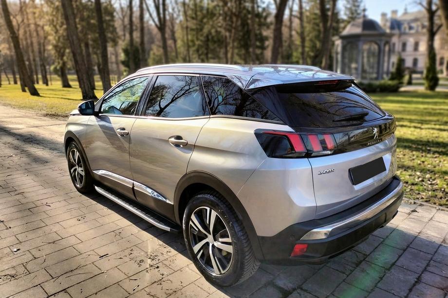Peugeot 3008 2016–2023 Bočné nášľapy Fullmond (2 ks, hliník) Image