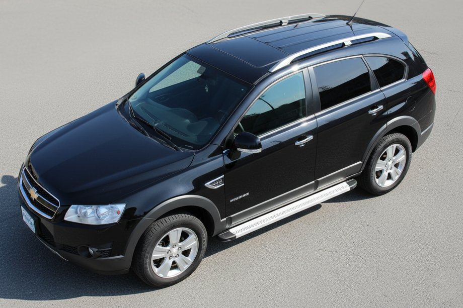 Chevrolet Captiva 2006–2019 Bočné nášľapy Maya V2 (2 ks, hliník) Image