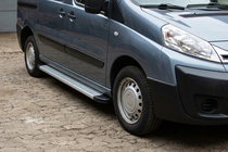 Fiat Scudo 2007–2015 Bočné nášľapy Maya V2 (2 ks, hliník) fotografia 1