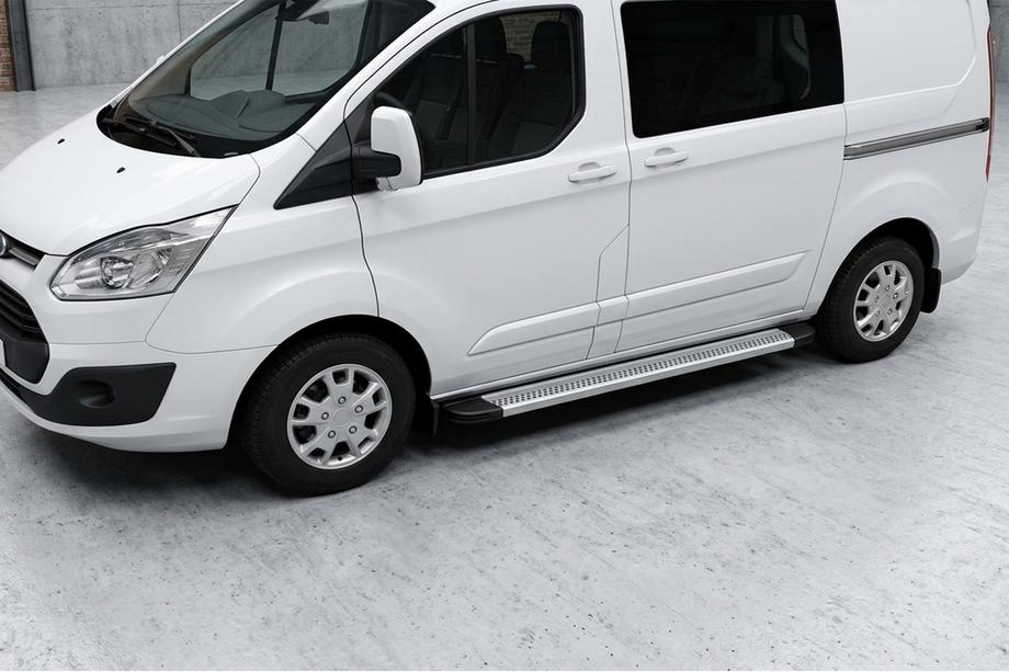 Ford Custom 2013–2022 Bočné nášľapy Maya V2 (2 ks, hliník) Image