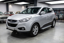 Hyundai IX-35 2010–2015 Bočné nášľapy Maya V2 (2 ks, hliník) fotografia 1
