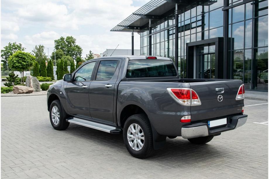 Mazda BT-50 2012– Bočné nášľapy Maya V2 (2 ks, hliník) Image