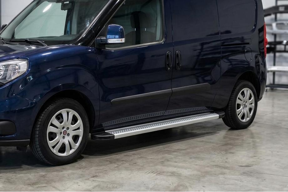Opel Combo 2012–2018 Bočné nášľapy Maya V2 (2 ks, hliník) Image