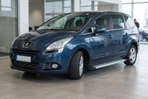 Peugeot 5008 2009–2016 Bočné nášľapy Maya V2 (2 ks, hliník) fotografia 1