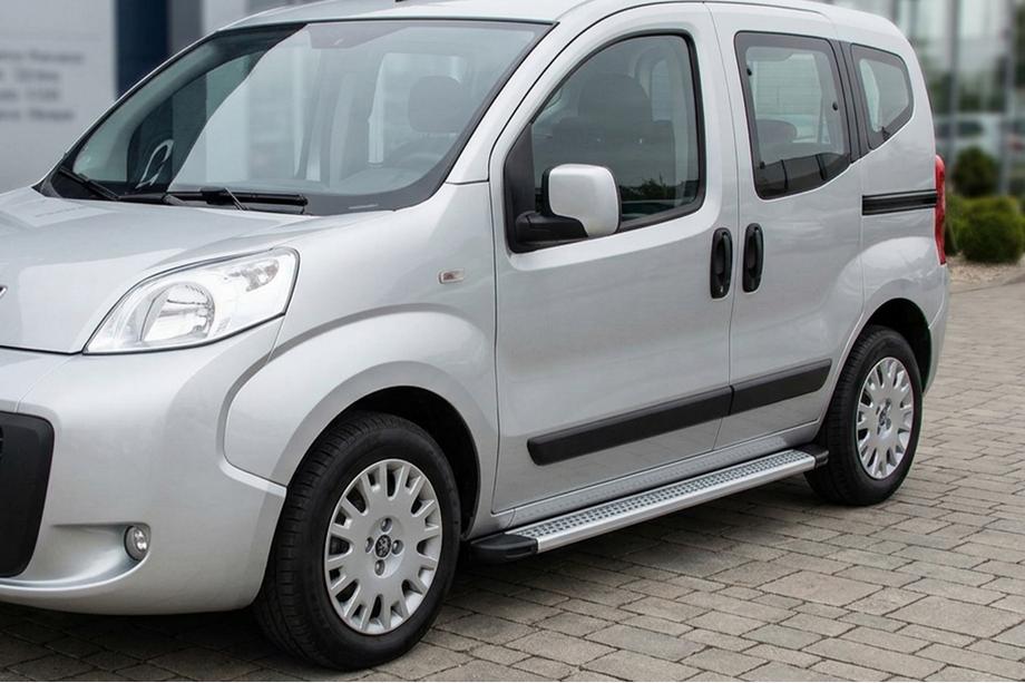 Peugeot Bipper 2008–2017 Bočné nášľapy Maya V2 (2 ks, hliník) Image