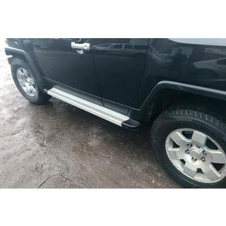 Bočné nášľapy Maya V2 (2 ks, hliník) Toyota FJ Cruiser 2006–2022 fotografia 3