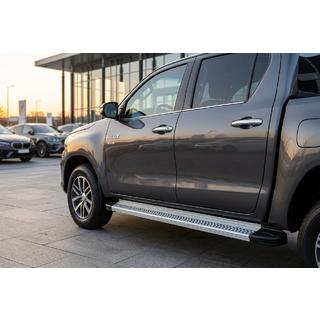 Bočné nášľapy Maya V2 (2 ks, hliník) Toyota Hilux 2015– fotografia 1
