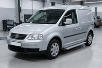 Volkswagen Caddy 2004–2010 Bočné nášľapy Maya V2 (2 ks, hliník) fotografia 1