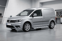 Volkswagen Caddy 2015–2020 Bočné nášľapy Maya V2 (2 ks, hliník) Štandardná základňa fotografia 1