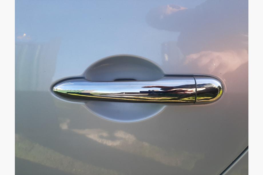 Renault Scenic/Grand 2003–2009 Chrómové kryty kľučiek (4 ks, nerez) OmsaLine – talianska nehrdzavejúca oceľ Fotografia 4