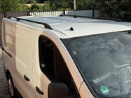 Renault Trafic 2015– Čierne strešné lyžiny fotografia 2