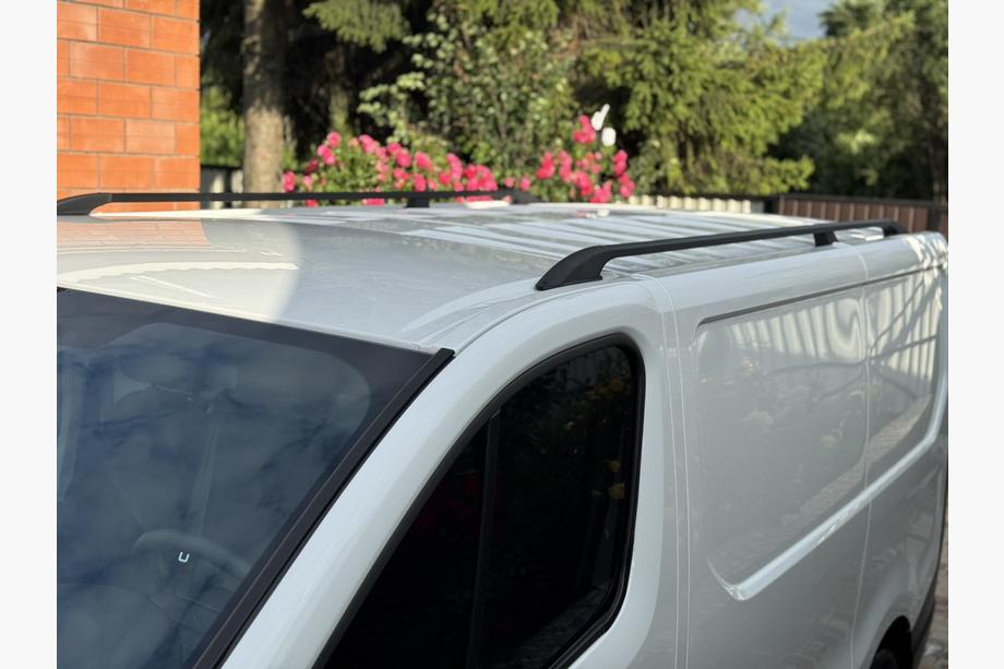 Renault Trafic 2015– Čierne strešné lyžiny Image