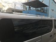 Renault Trafic 2015– Chrómové strešné lyžiny Krátka, plastové pätky fotografia 5