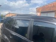 Toyota Land Cruiser Prado 120 2002–2009 Čierne turecké strešné lyžiny Plastové pätky fotografia 15