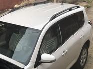 Toyota Rav 4 2006–2013 Čierne turecké strešné lyžiny Krátky rázvor, plastové pätky fotografia 8