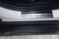 Toyota Rav 4 2013–2018 Nerezové prahové lišty Nataniko (4 ks) fotografia 4