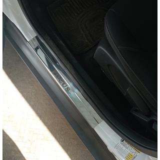 Nerezové prahové lišty Carmos V1 (4 ks, nerez) Ford Focus III 2011–2017 fotografia 2