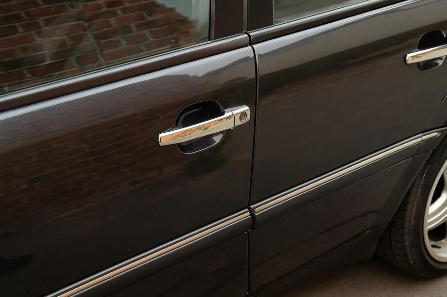 Mercedes C-class W202 1993–2001 Chrómové kryty kľučiek (4 ks, nerez) Image