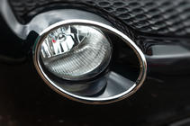 Nissan Juke 2010–2019 Nerezové kryty predných svetiel (2 ks) fotografia 1
