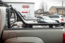 Volkswagen Amarok 2010–2022 Ochranný oblúk karosérie (čierny) fotografia 1