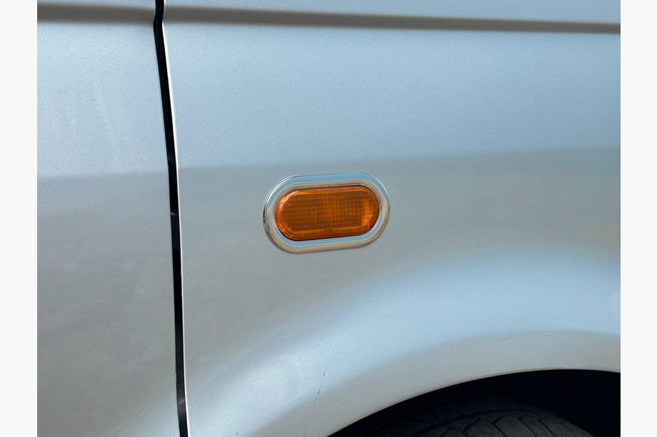 Volkswagen T5 2010–2015 Chrómové kryty smeroviek OmsaLine (2 ks, nerez) Fotografia 7