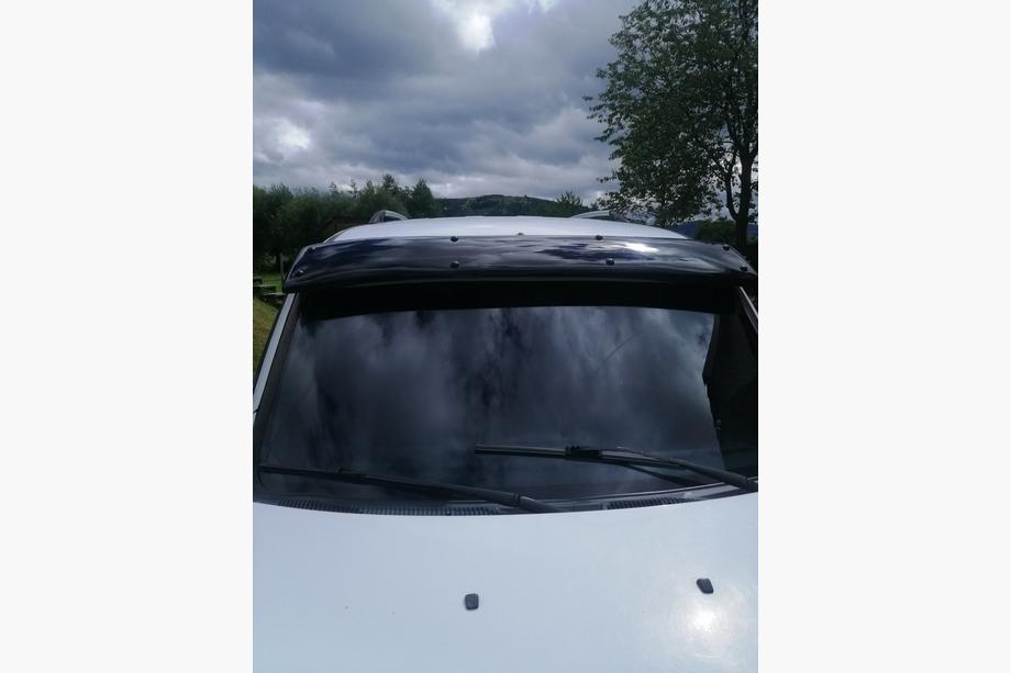 Fiat Doblo I 2005–2010 Slnečná clona na čelné sklo (čierny lesk, 5 mm) Fotografia 7