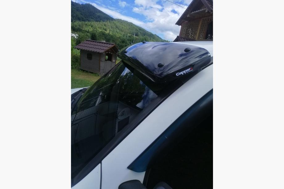 Fiat Doblo I 2005–2010 Slnečná clona na čelné sklo (čierny lesk, 5 mm) Fotografia 8