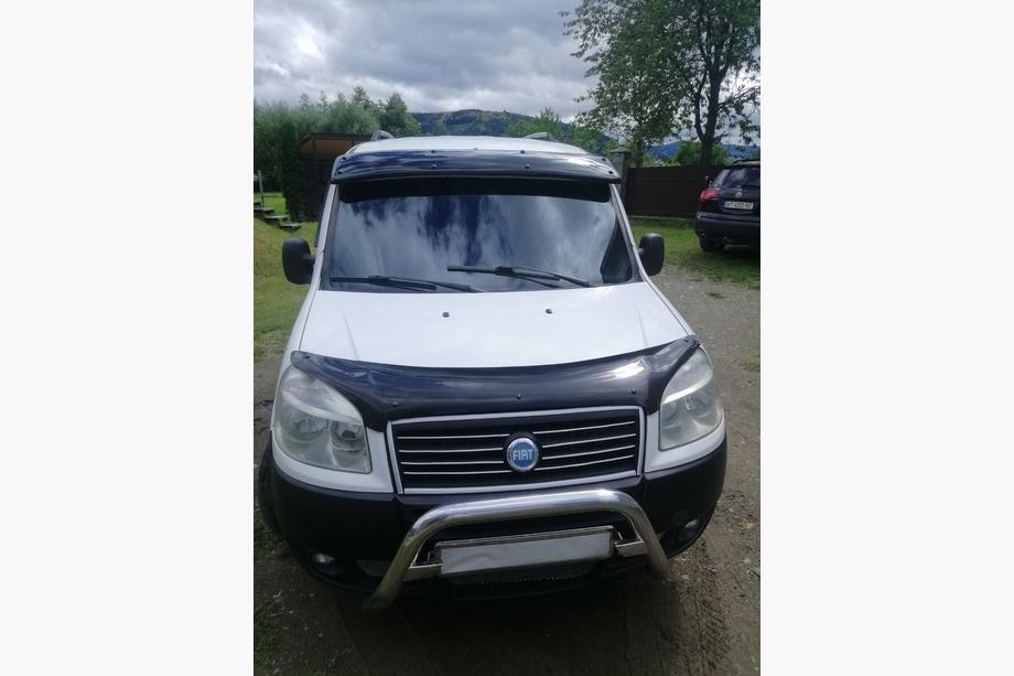 Fiat Doblo I 2005–2010 Slnečná clona na čelné sklo (čierny lesk, 5 mm) Fotografia 13