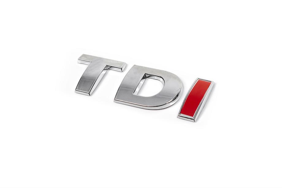 Volkswagen Crafter 2006–2016 Nápis TDI (rovné písmo) Červené DI Fotografia 6