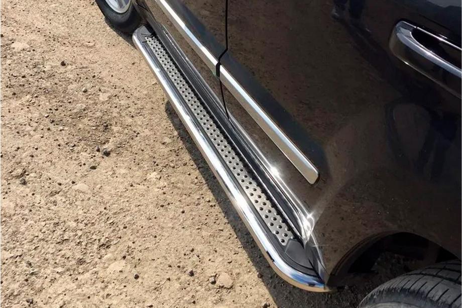 Jeep Grand Cherokee WK 2004–2010 Bočné nášľapy Maydos V2 (2 ks, nerez) Image