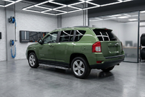 Jeep Compass 2006–2016 Bočné nášľapy Maydos V2 (2 ks, nerez) fotografia 1