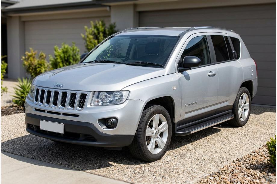 Jeep Compass 2006–2016 Bočné nášľapy RedLine V1 (2 ks, hliník) Image