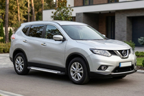 Nissan X-trail T32/Rogue 2014–2021 Bočné nášľapy Line (2 ks, hliník) fotografia 1