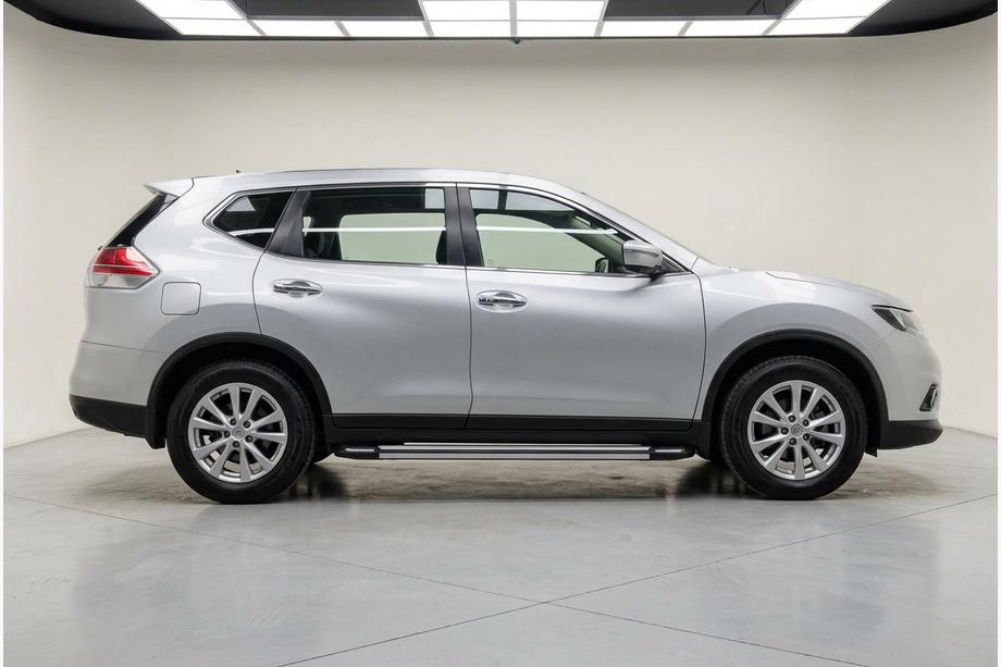 Nissan X-trail T32/Rogue 2014–2021 Bočné nášľapy Rainbow (2 ks, hliník) Image