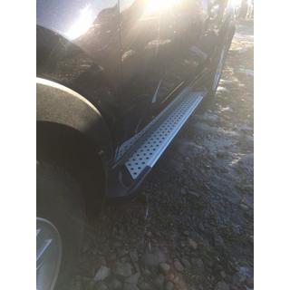 Bočné nášľapy Allmond Grey (2 ks, hliník) Kia Sportage 2010–2015 fotografia 4