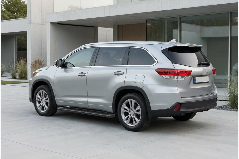 Toyota Highlander 2013–2019 Bočné nášľapy Allmond Black (2 ks, hliník) Image