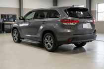 Toyota Highlander 2013–2019 Bočné nášľapy Rainbow (2 ks, hliník) fotografia 1