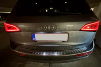 Audi Q5 2008–2017 Chrómová lišta nad ŠPZ (nerez) fotografia 5