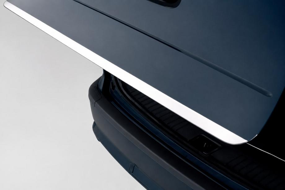 Chevrolet Captiva 2006–2019 Nerezová lišta hrany kufra Image